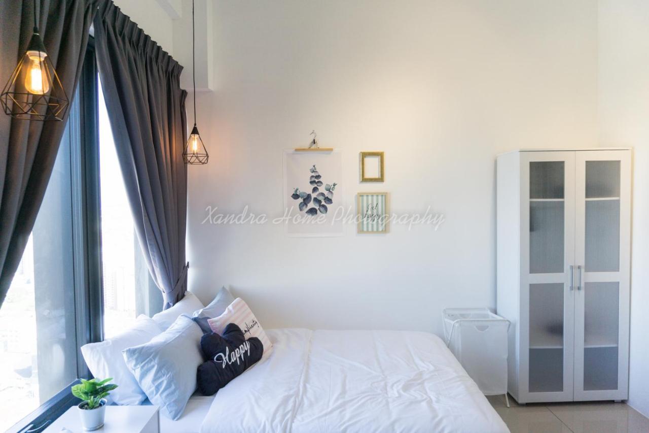 Xandra'S 218 Macalister Suite George Town Exterior photo